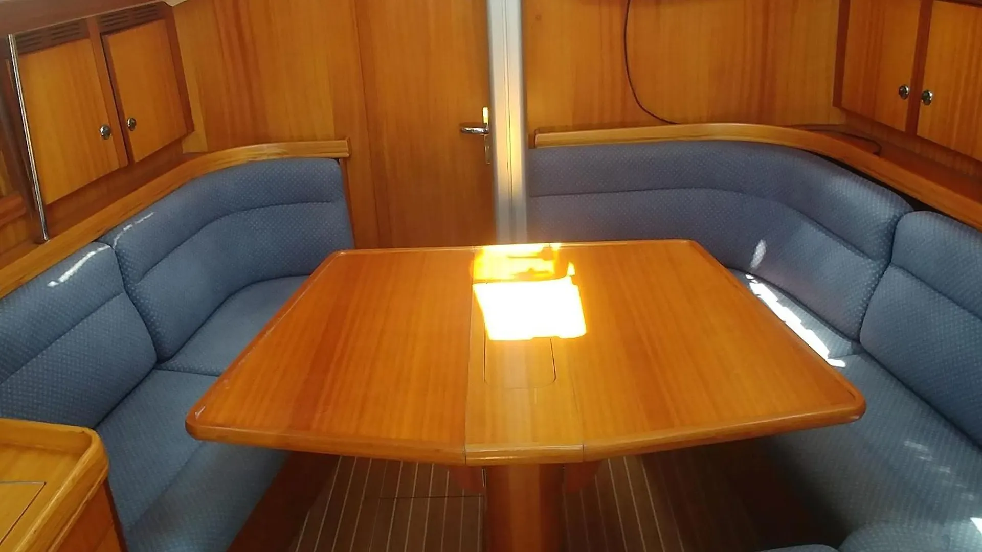 Apartmán Be Local - Sleep Aboard A Sailing Boat In Lisboa