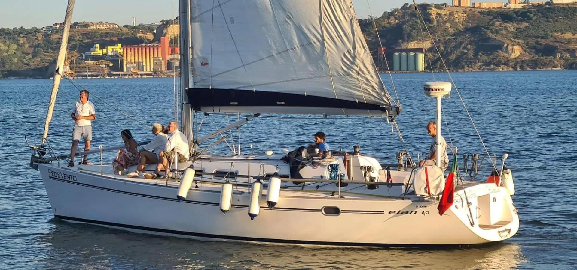 Apartmán Be Local - Sleep Aboard A Sailing Boat In Lisboa