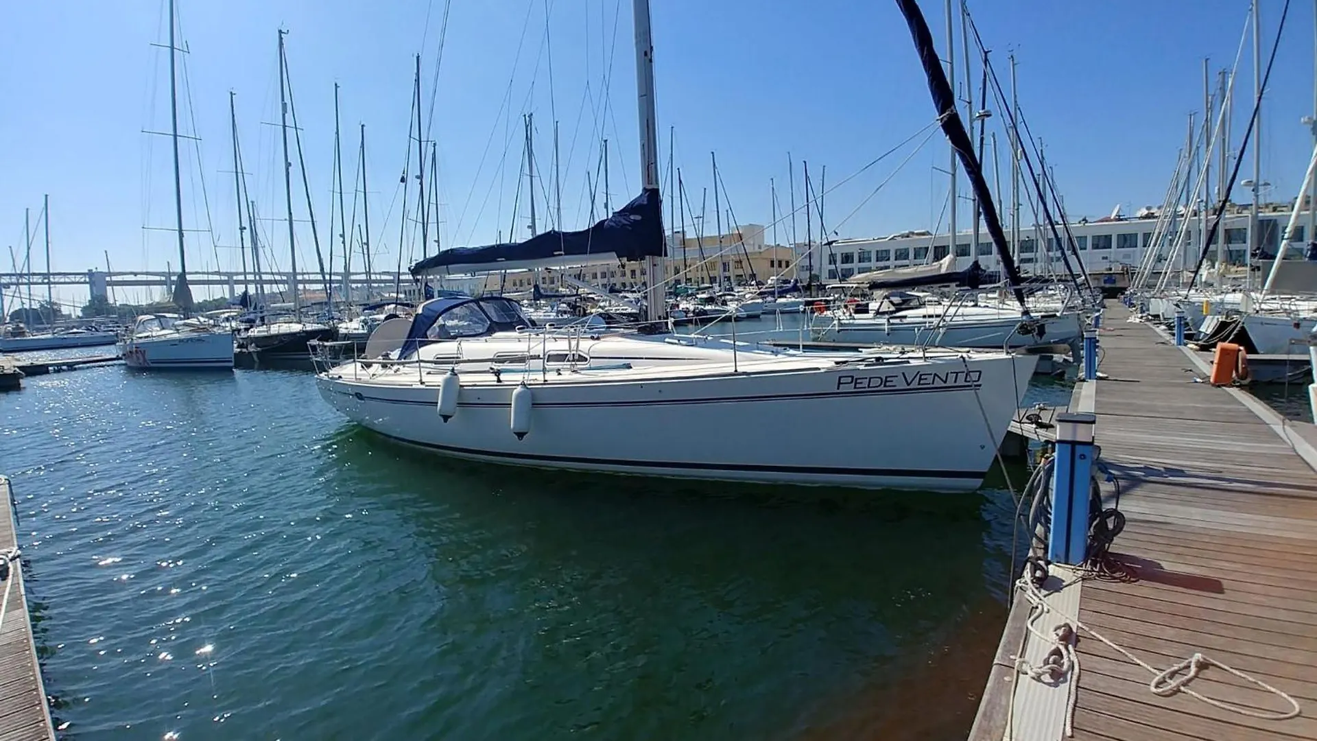 Apartmán Be Local - Sleep Aboard A Sailing Boat In Lisboa